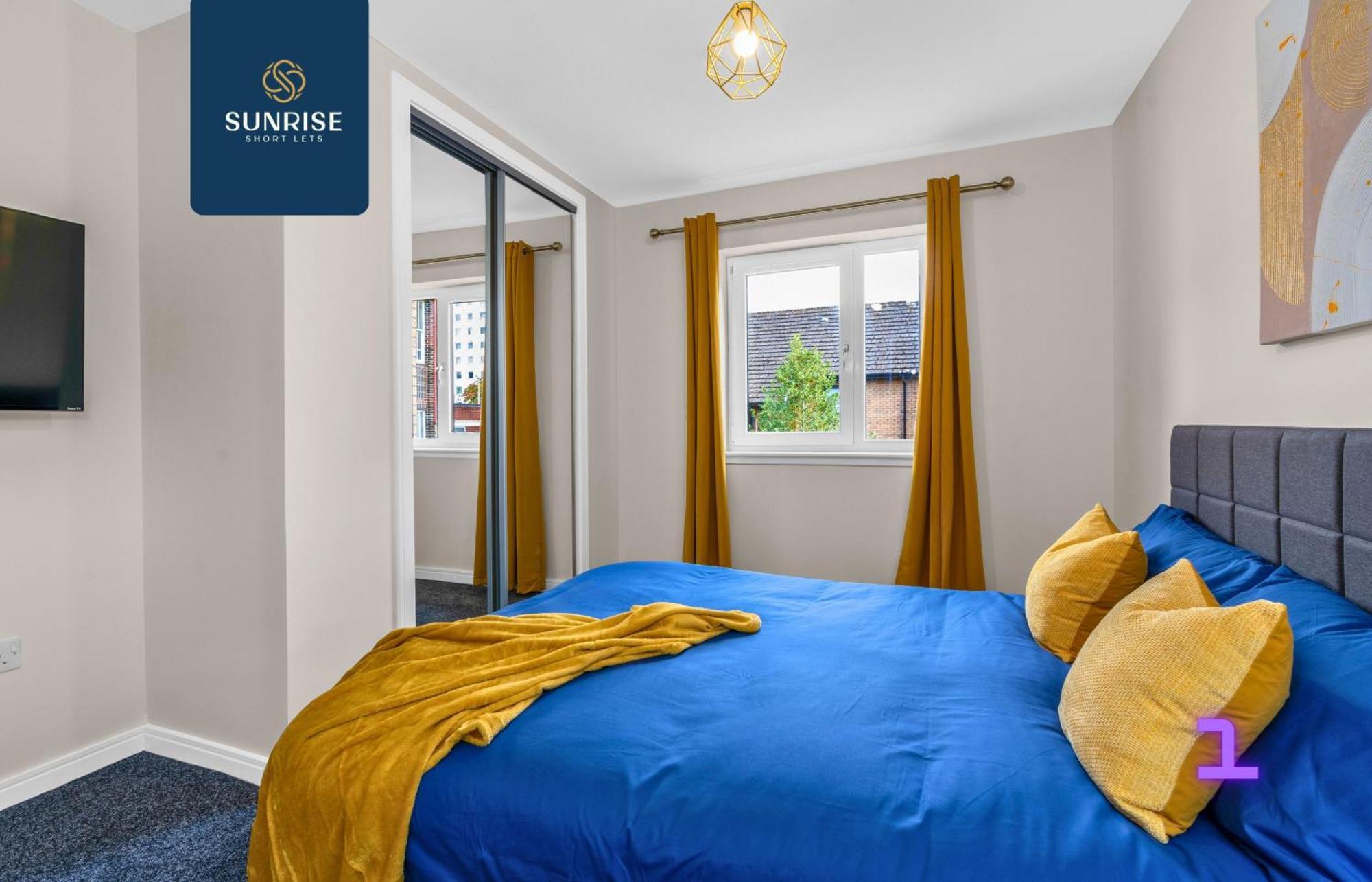 L2 - Stunning 4 Bed House With 6 Beds And 3 Bathrooms, Tvs In Each Room, Free Parking, Fully Equipped, Local Amenities, Easy Ring Road Access, Special Rates Ask Sunrise Short Lets Dundee Dış mekan fotoğraf