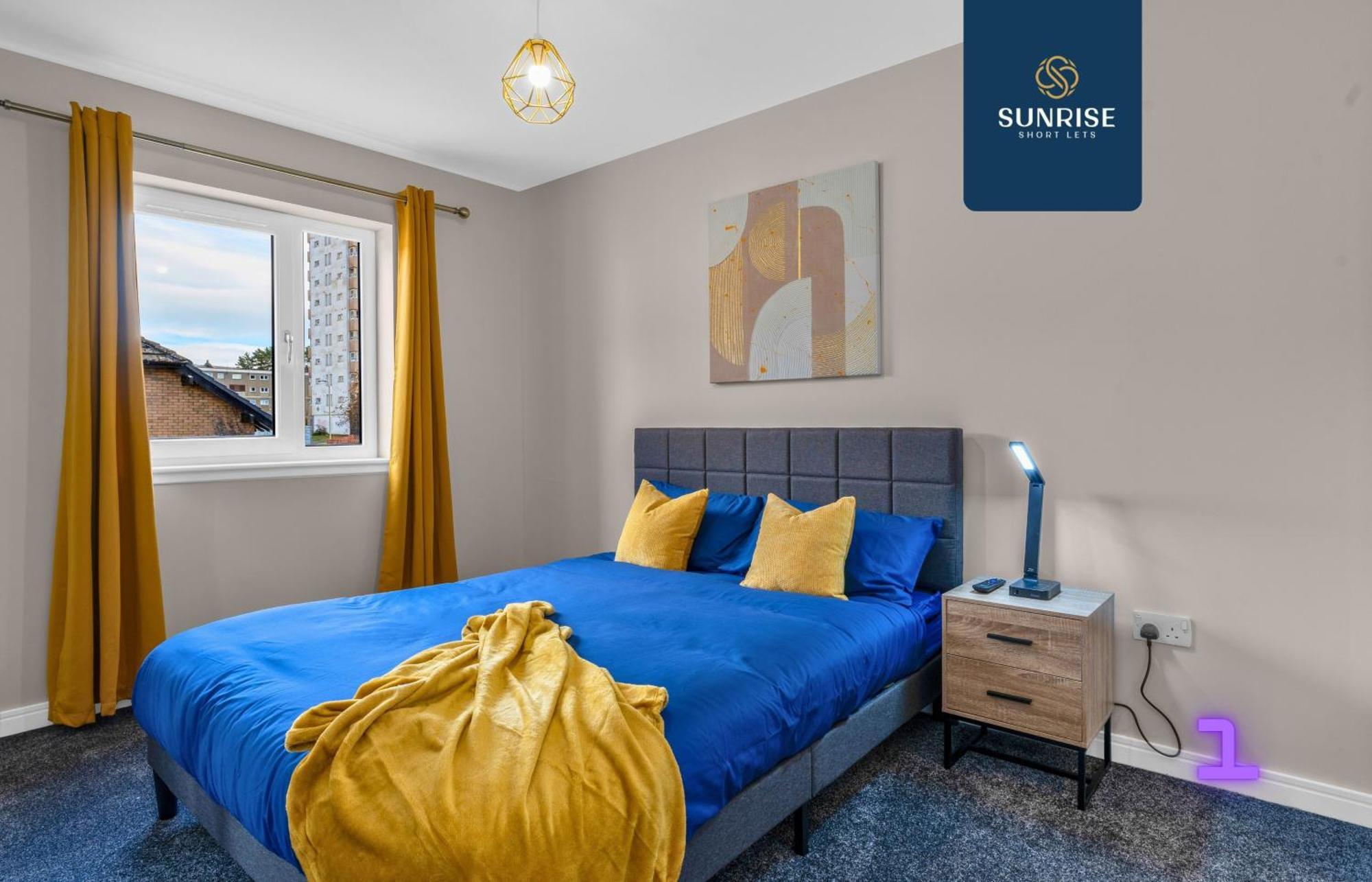 L2 - Stunning 4 Bed House With 6 Beds And 3 Bathrooms, Tvs In Each Room, Free Parking, Fully Equipped, Local Amenities, Easy Ring Road Access, Special Rates Ask Sunrise Short Lets Dundee Dış mekan fotoğraf