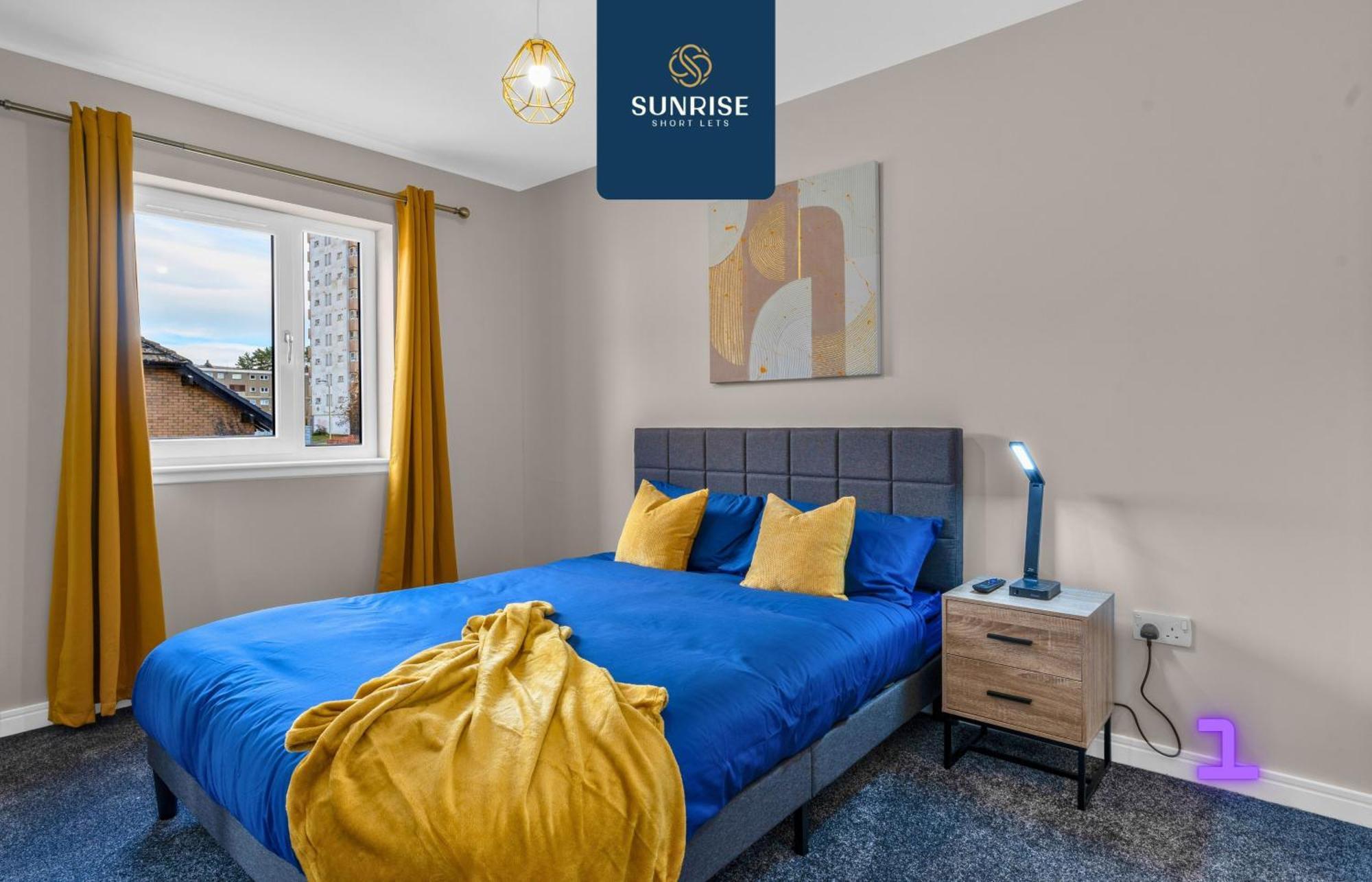 L2 - Stunning 4 Bed House With 6 Beds And 3 Bathrooms, Tvs In Each Room, Free Parking, Fully Equipped, Local Amenities, Easy Ring Road Access, Special Rates Ask Sunrise Short Lets Dundee Dış mekan fotoğraf